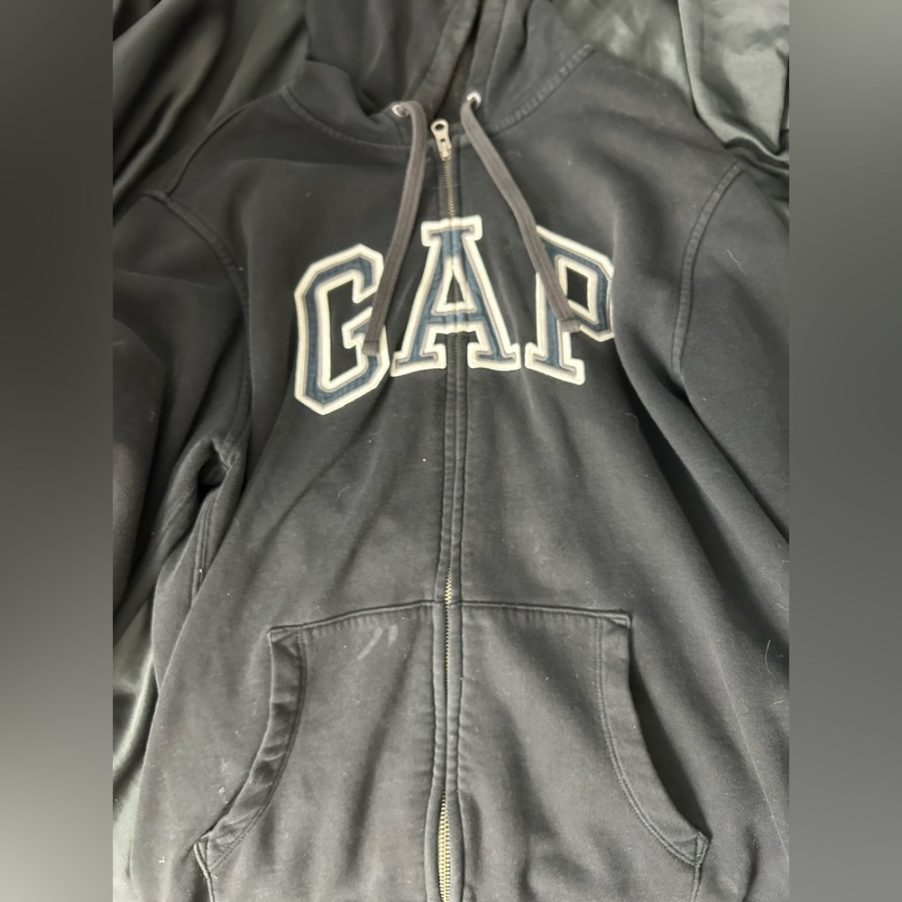 GAP Classic Black Knitwear